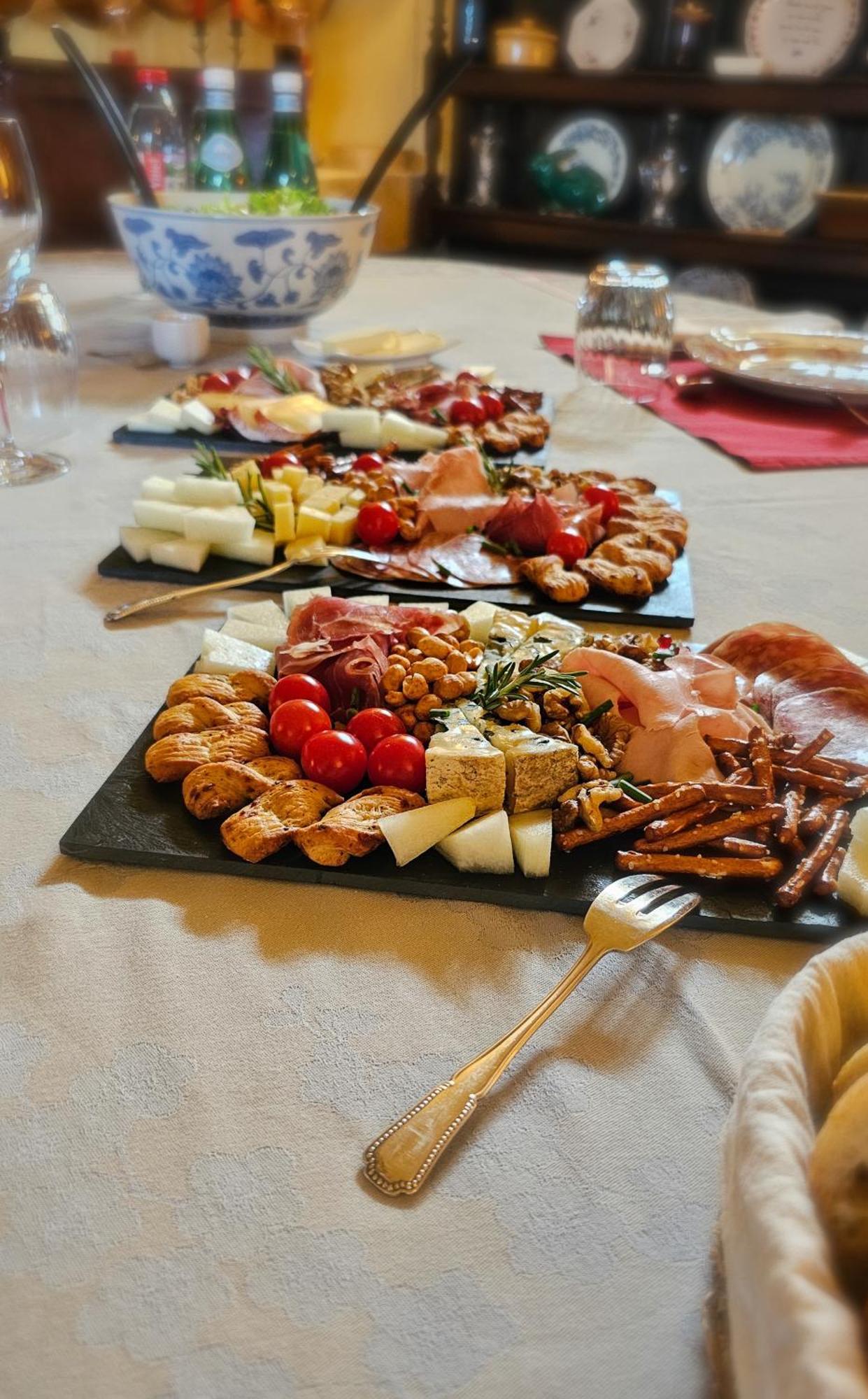 Chateau Royal De Saint-Saturnin 外观 照片