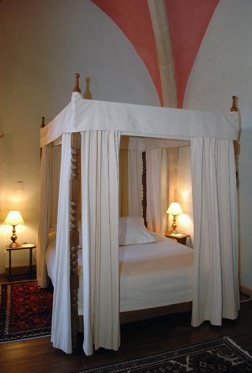 Chateau Royal De Saint-Saturnin 客房 照片
